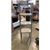 Image 1 : METAL SHELF 64 INCHES TALL