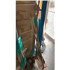 Image 3 : LOT OF GARDEN TOOLS, CONCRETE FLOAT, RAKE, SHOVEL , HOE