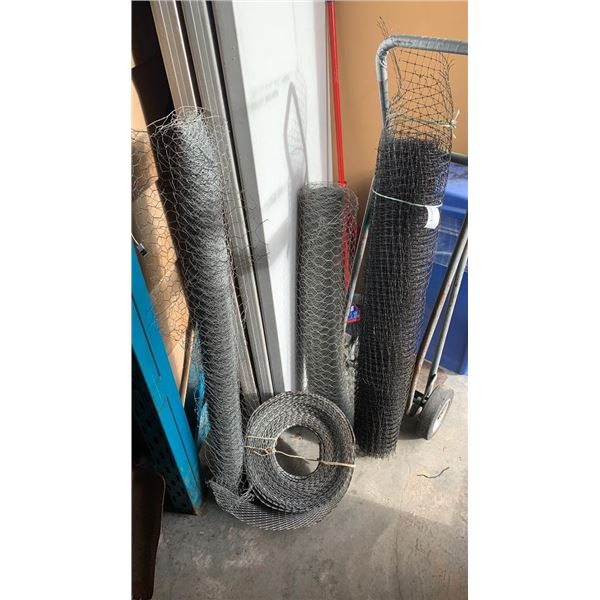 LOT OF MESH FENCING