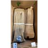 Image 2 : 2 BOXES OF LOAD STRAPS