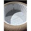 Image 7 : BESTWAY SALUSPA PALM SPRING INFLATABLE HOT TUB WITH PUMP AND COVER