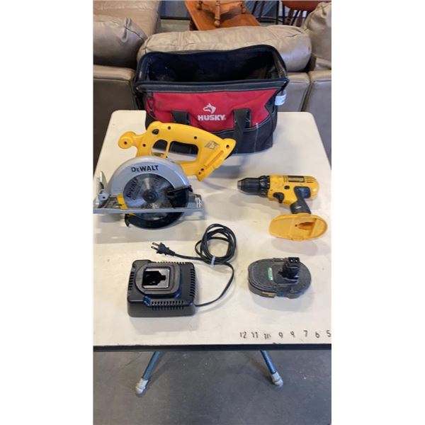 DEWALT 18V CORDLESS TOOL SET - INCLUDES CIRCULAR SAW, DRILL, BATTERY AND CHARGER - TESTED WORKING