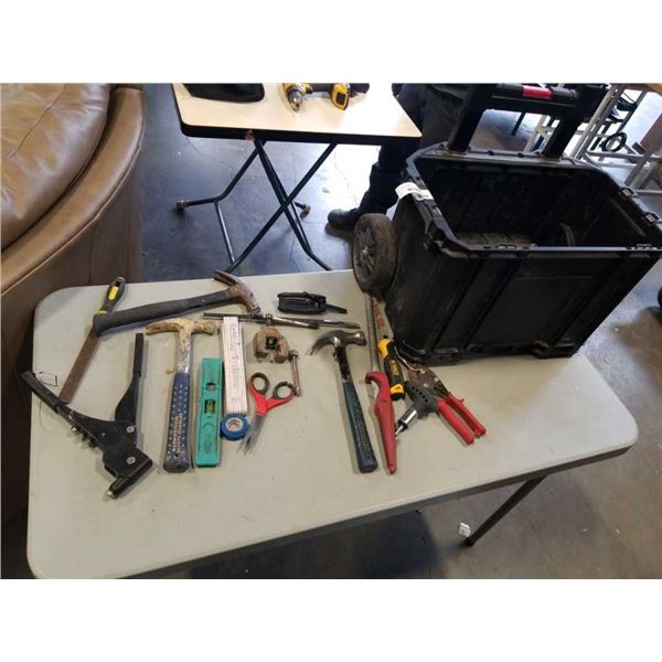 ROLLING TOOLBOX WITH CONTENTS INCLUDING HAMMERS, PLIERS, HAND TOOLS