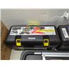 Image 2 : PLATFORM HAND TRUCK AND 2 SETS OF TIRE CHAINS