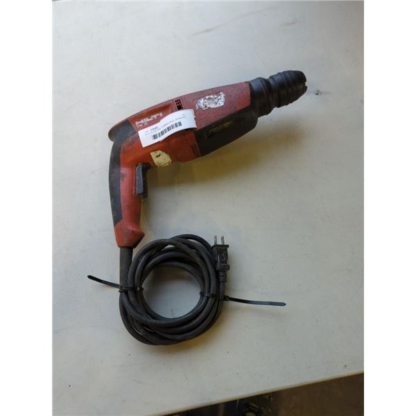 HILTI TE2 ROTARY HAMMER DRILL WORKING