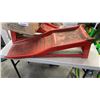 Image 2 : BOX OF LOAD STRAPS AND 2 CAR RAMPS