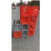 Image 1 : 10 STACKING CRATES