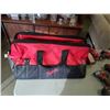Image 2 : MILWAUKEE M18 AND M12 CORDLESS TOOL SET - INCLUDES 3 IMPACT DRIVERS, HACKZALL, RED LITHIUM XC 4.0 BA