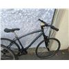 Image 3 : GREY NO BRAND AND SILVER NO BRAND BIKES