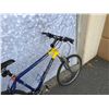 Image 3 : BLUE KONA  BIKE