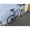Image 4 : BLUE KONA  BIKE