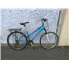 Image 1 : BLUE SCHWINN BIKE