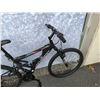 Image 3 : BLACK HYPER BIKE