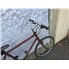 Image 3 : BURGUNDY GARY FISHER BIKE