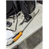 Image 5 : BRAND NEW 12V CORDLESS ELECTRIC BACKPACK SPRAYER WITH EXTENDABLE WAND AND CHARGER