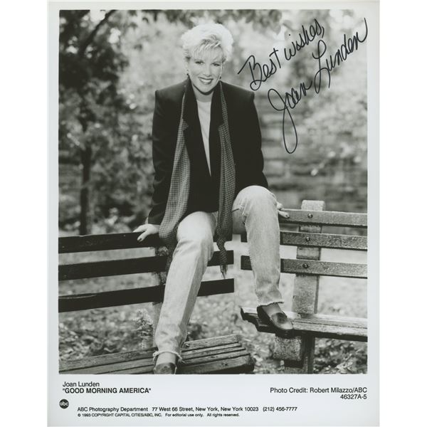 Joan Lunden signed Good Morning America photo