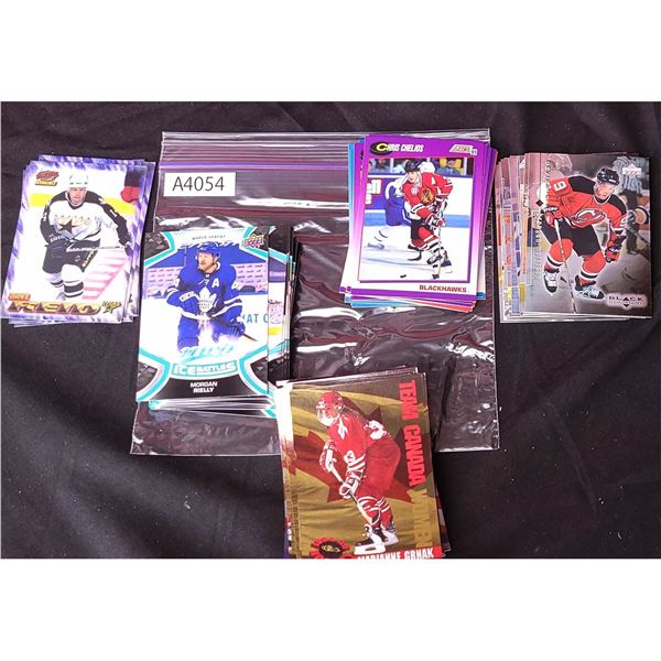 Mixed Hockey Cards, including Olympic teams and vintage (A4054)