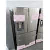 Image 1 : Samsung S/S French Door Ref/Freezer - New Dent Along Center
