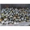 Image 2 : Large Lot of Golf Balls