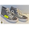 Image 1 : CONVERSE MENS SZ 9, LADIES SZ 11 ESTATE