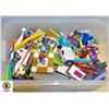 Image 1 : TOTE FULL OF AUTHENTIC LEGO BLOCKS AND LEGO