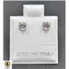 Image 1 : #367-NATURAL WHITE TOPAZ 4 MM  STUD EARRINGS
