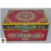 Image 1 : EUROPEAN WOOD CHEST 11.5X8.25X6 HAND PAINTED
