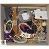 Image 1 : BOX OF JEWELRY