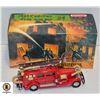 Image 1 : 1933 1/43 CADILLAC FIRE WAGON