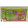 Image 1 : 2 BUNDLES OF FUNNY BRICKS TOYS,BATTERY OPERATED
