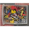 Image 1 : PLASTIC TOTE FULL OF TOOLS