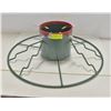 Image 1 : GREEN METAL CHRISTMAS TREE STAND