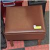 Image 1 : VINTAGE FOOTSTOOL FROP ESTATE