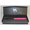 Image 1 : PINK STRAIGHT AHEAD PRO STYLING WAND
