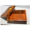 Image 2 : Antique box