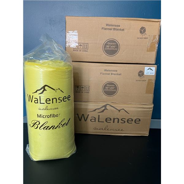 Lot of 3 Queen Size Plush Blankets (90x90inch) - Yellow