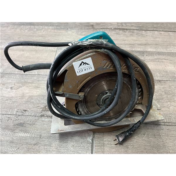 Lot of 1 Makita Skilsaw (*Used/As Is)