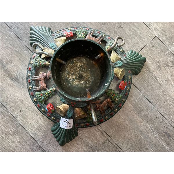 Lot of 1 Metal Christmas Tree Stand (*Used/As Is)