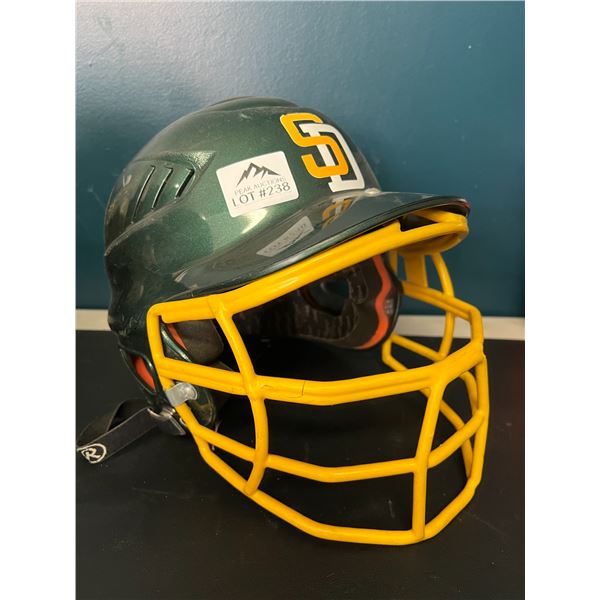 Lot of 1 Football Helmet (*Used/As Is)