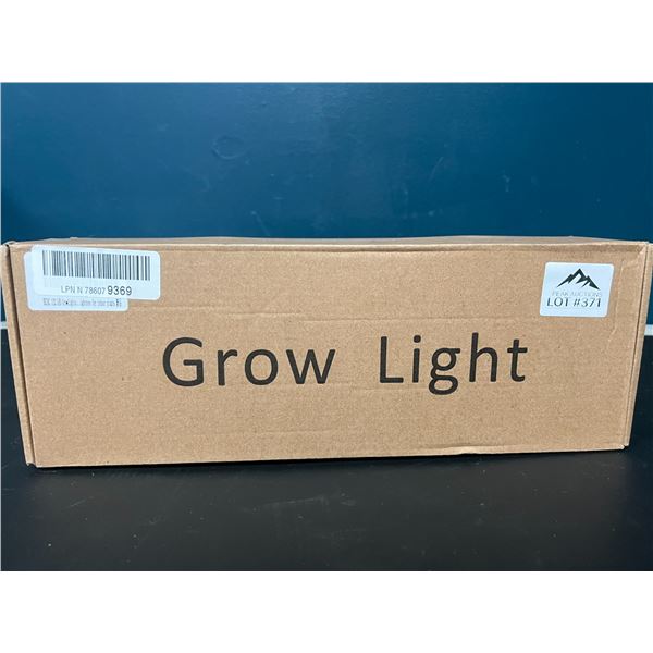 Lot of 1 LED Grow Light for Plants
