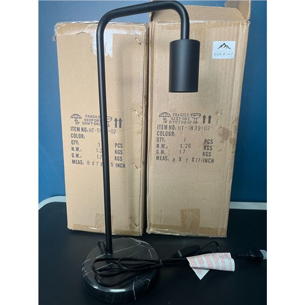 Lot of 2 Table Lamps