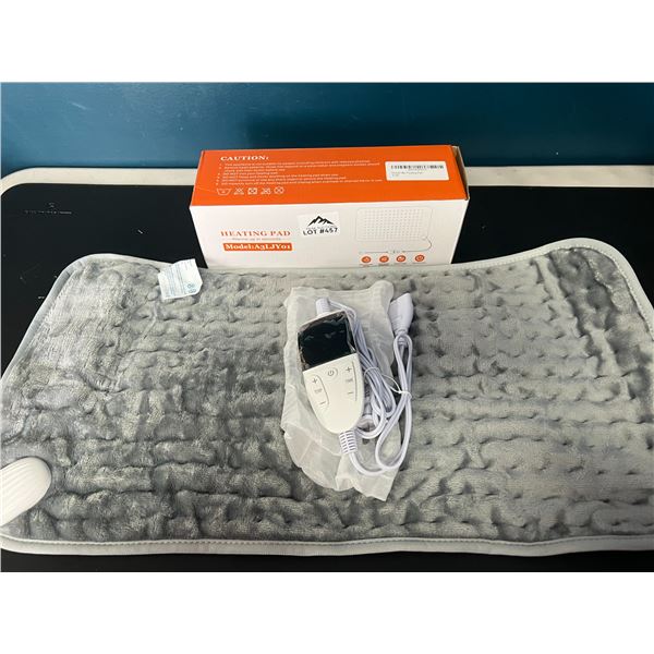 Lot of 1 Heating Pad