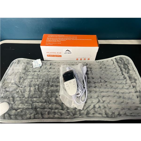 Lot of 1 Heating Pad