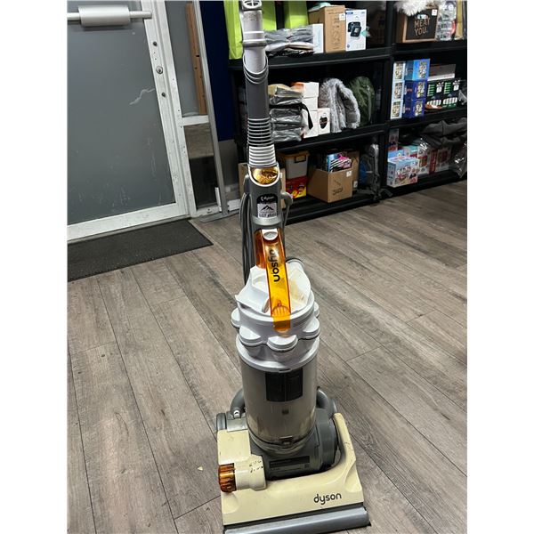Lot of 1 Dyson Upright Vacuum (*Used/as is)