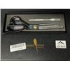 Image 1 : Lot of 1 Professional Tailors Scissors