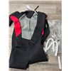 Image 1 : Lot of 1 Adult Size Large Wetsuit