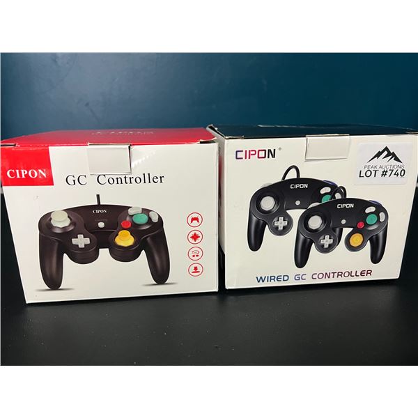 Lot of 4 Controllers for Nintendo Gamecube