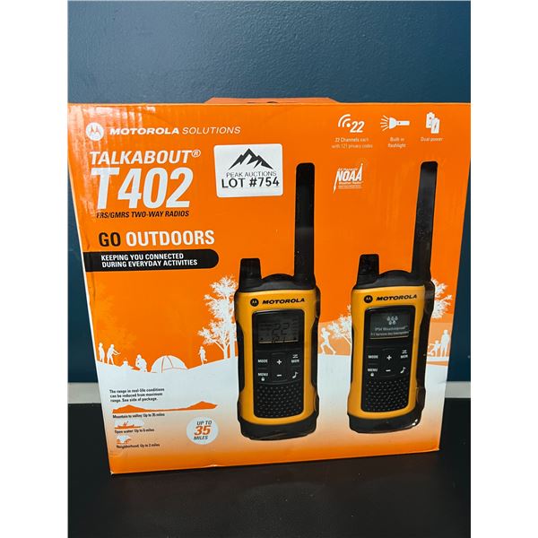Lot of 1 Motorola Talkabout T402 FRS Two-Way Radios/Walkie Talkies - Rechargeable