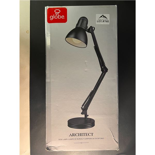 Lot of 1 Table Lamp