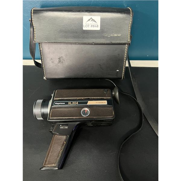 Lot of 1 Keystone XL204 Super 8 Vintage Movie Camera w/ Case (*Used/as is)